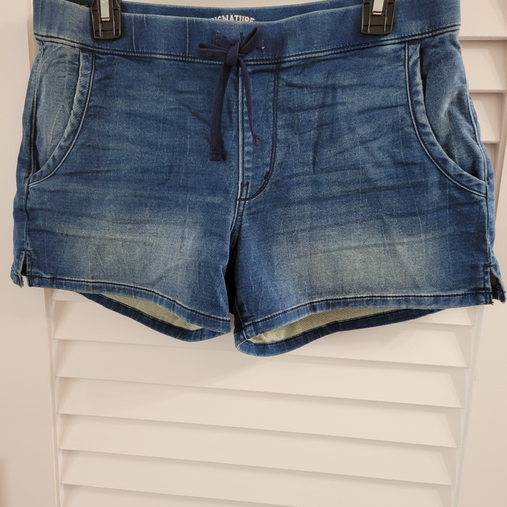 Signature by Levi Strauss  lounge shorts size 8/29
